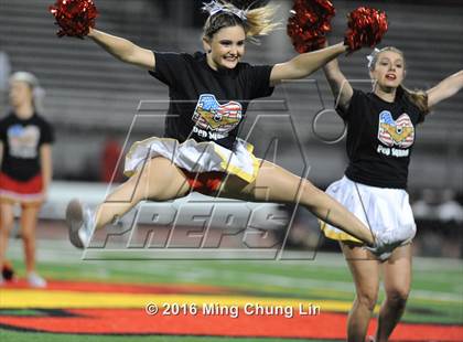 Thumbnail 2 in Mission Viejo vs. Oak Hills (Honor Bowl) photogallery.