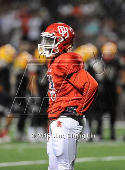 Thumbnail 1 in Mission Viejo vs. Oak Hills (Honor Bowl) photogallery.
