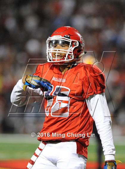 Thumbnail 1 in Mission Viejo vs. Oak Hills (Honor Bowl) photogallery.