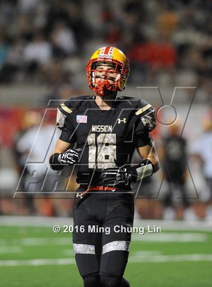 Thumbnail 1 in Mission Viejo vs. Oak Hills (Honor Bowl) photogallery.