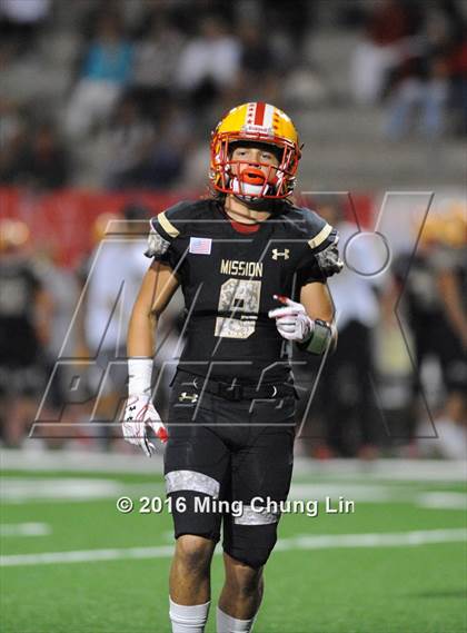 Thumbnail 2 in Mission Viejo vs. Oak Hills (Honor Bowl) photogallery.