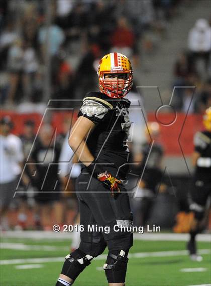Thumbnail 2 in Mission Viejo vs. Oak Hills (Honor Bowl) photogallery.