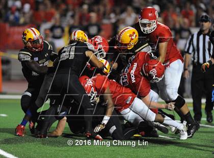 Thumbnail 3 in Mission Viejo vs. Oak Hills (Honor Bowl) photogallery.