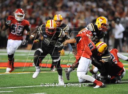 Thumbnail 3 in Mission Viejo vs. Oak Hills (Honor Bowl) photogallery.