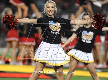 Thumbnail 2 in Mission Viejo vs. Oak Hills (Honor Bowl) photogallery.