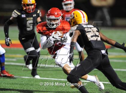 Thumbnail 1 in Mission Viejo vs. Oak Hills (Honor Bowl) photogallery.