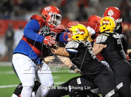 Thumbnail 3 in Mission Viejo vs. Oak Hills (Honor Bowl) photogallery.