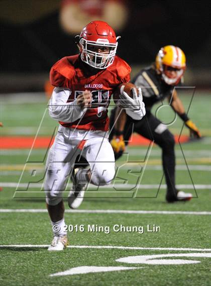 Thumbnail 2 in Mission Viejo vs. Oak Hills (Honor Bowl) photogallery.