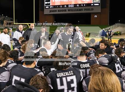 Thumbnail 1 in Guyer vs. Tomball (UIL 6A DII Semifinal) photogallery.