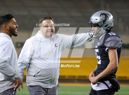 Thumbnail 2 in Guyer vs. Tomball (UIL 6A DII Semifinal) photogallery.