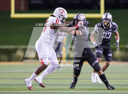 Thumbnail 2 in Guyer vs. Tomball (UIL 6A DII Semifinal) photogallery.