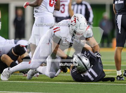 Thumbnail 2 in Guyer vs. Tomball (UIL 6A DII Semifinal) photogallery.
