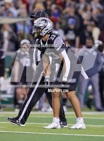 Thumbnail 3 in Guyer vs. Tomball (UIL 6A DII Semifinal) photogallery.