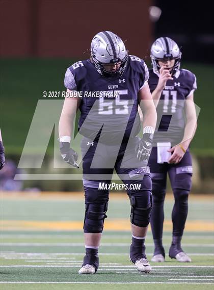 Thumbnail 3 in Guyer vs. Tomball (UIL 6A DII Semifinal) photogallery.