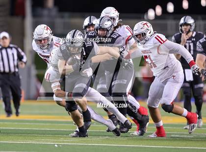 Thumbnail 1 in Guyer vs. Tomball (UIL 6A DII Semifinal) photogallery.