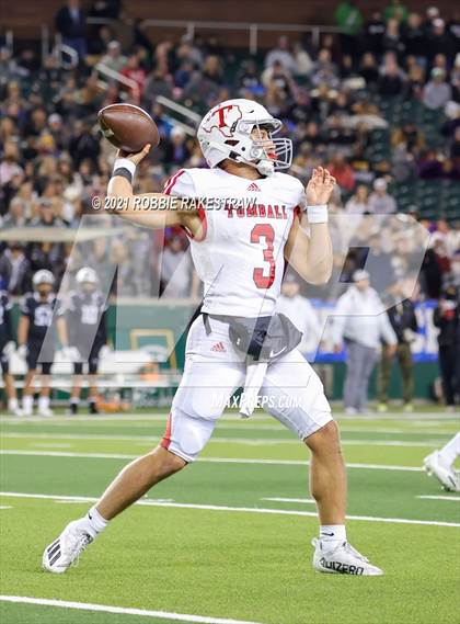 Thumbnail 3 in Guyer vs. Tomball (UIL 6A DII Semifinal) photogallery.