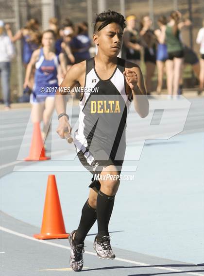 Thumbnail 3 in Cougar Friendship Relays photogallery.