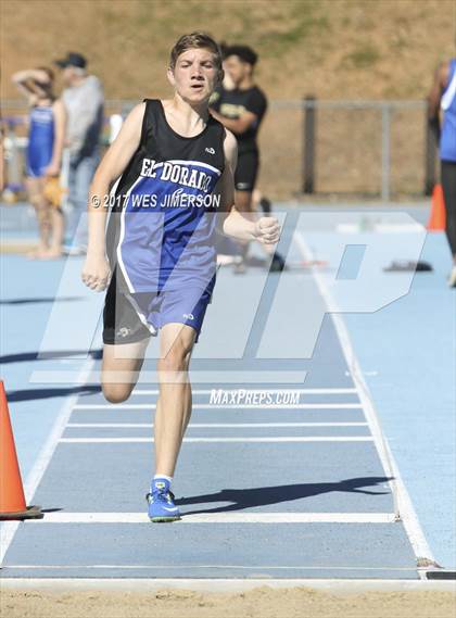 Thumbnail 1 in Cougar Friendship Relays photogallery.