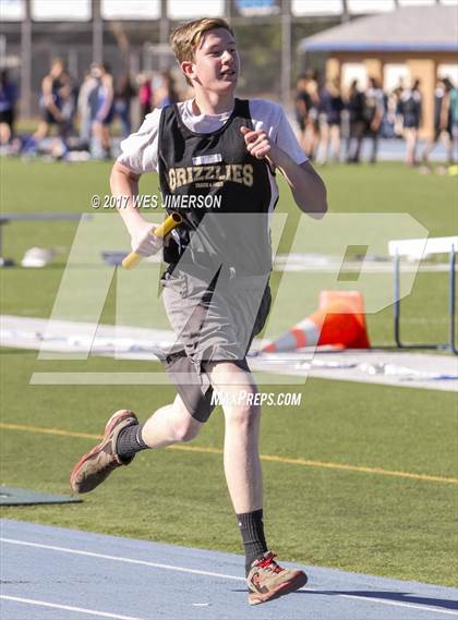 Thumbnail 3 in Cougar Friendship Relays photogallery.