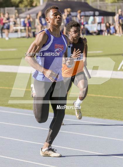 Thumbnail 3 in Cougar Friendship Relays photogallery.