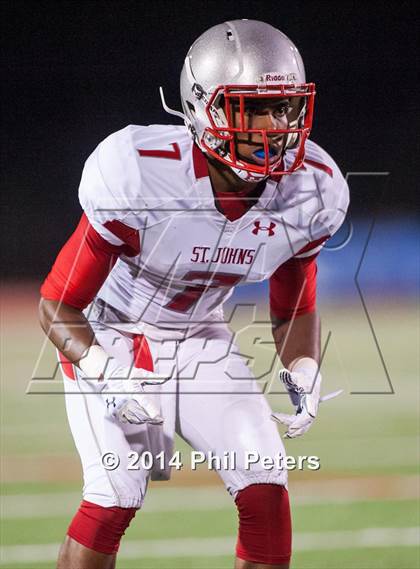 Thumbnail 3 in DeMatha vs. St. John's photogallery.