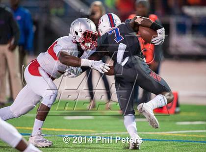 Thumbnail 2 in DeMatha vs. St. John's photogallery.