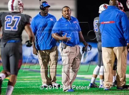 Thumbnail 2 in DeMatha vs. St. John's photogallery.