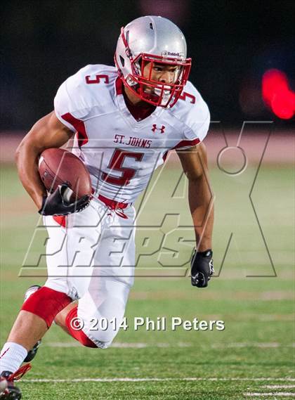 Thumbnail 2 in DeMatha vs. St. John's photogallery.