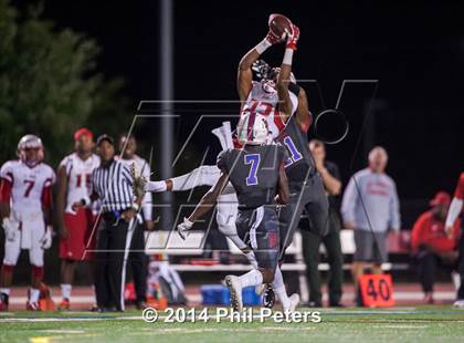 Thumbnail 3 in DeMatha vs. St. John's photogallery.