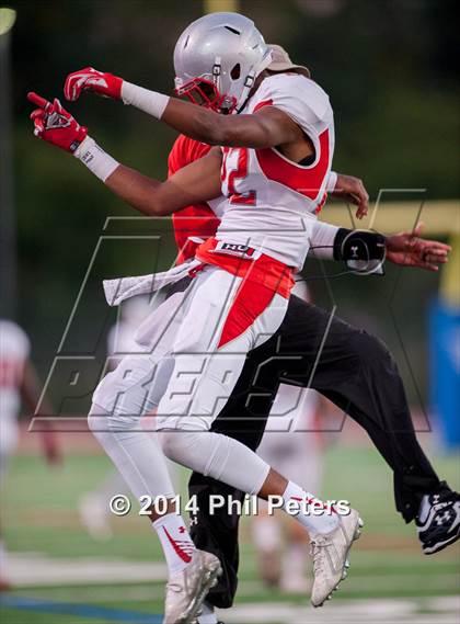 Thumbnail 3 in DeMatha vs. St. John's photogallery.