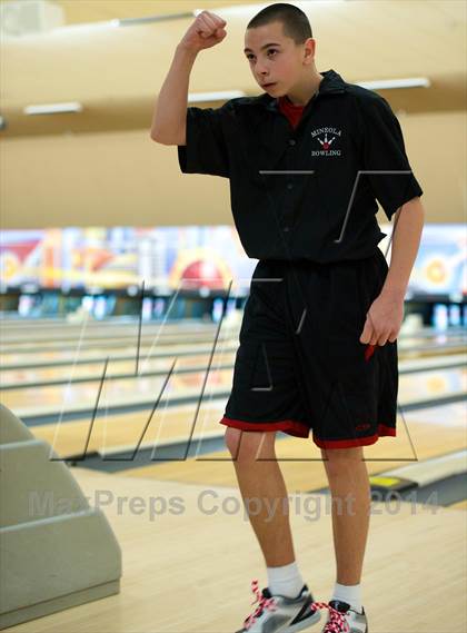 Thumbnail 1 in Section 8 Bowling Championships photogallery.