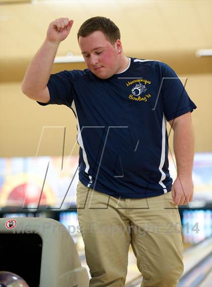Thumbnail 1 in Section 8 Bowling Championships photogallery.