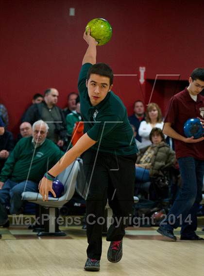 Thumbnail 2 in Section 8 Bowling Championships photogallery.