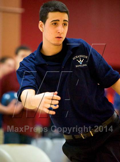 Thumbnail 1 in Section 8 Bowling Championships photogallery.
