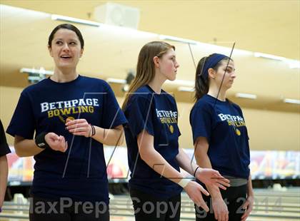 Thumbnail 1 in Section 8 Bowling Championships photogallery.