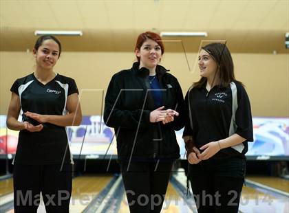 Thumbnail 2 in Section 8 Bowling Championships photogallery.