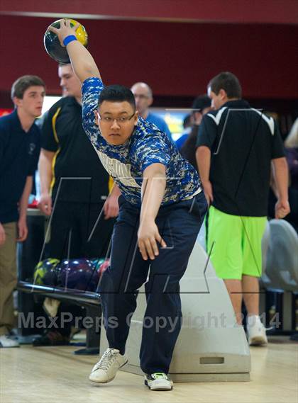 Thumbnail 1 in Section 8 Bowling Championships photogallery.