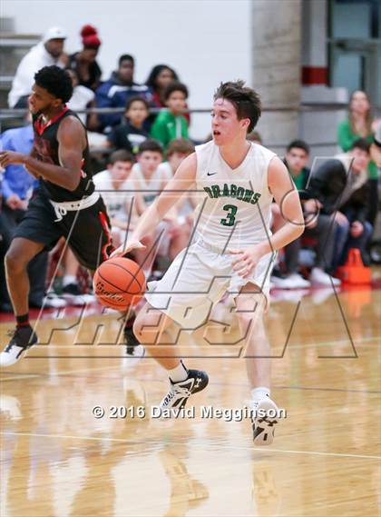 Thumbnail 3 in Carroll vs. Cedar Hill photogallery.