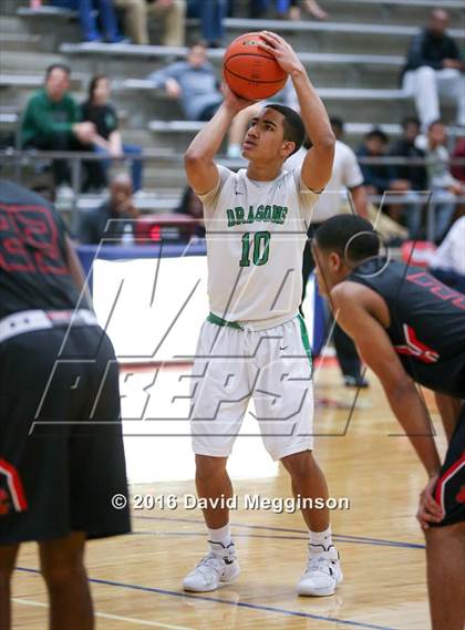 Thumbnail 2 in Carroll vs. Cedar Hill photogallery.