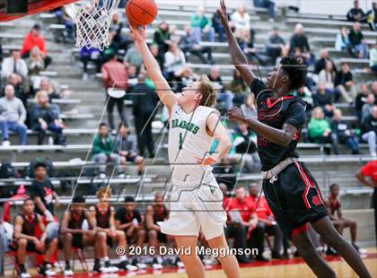 Thumbnail 2 in Carroll vs. Cedar Hill photogallery.