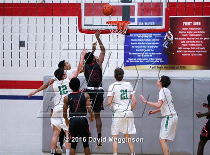 Thumbnail 2 in Carroll vs. Cedar Hill photogallery.