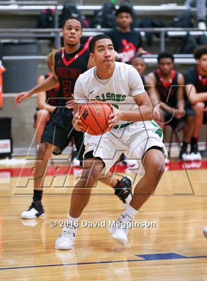 Thumbnail 3 in Carroll vs. Cedar Hill photogallery.