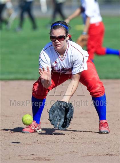 Thumbnail 2 in East Union vs. Davis (Ceres Tournament) photogallery.