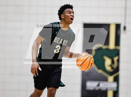 Thumbnail 2 in Regis Jesuit @ Basha photogallery.