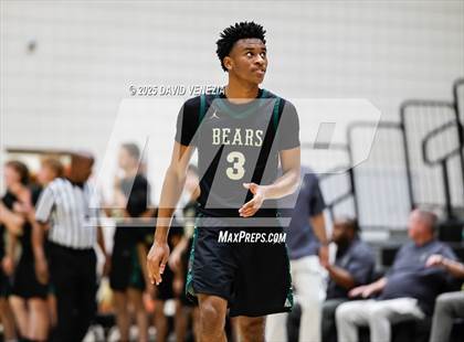 Thumbnail 3 in Regis Jesuit @ Basha photogallery.