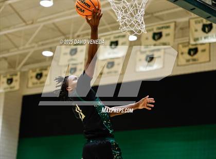 Thumbnail 3 in Regis Jesuit @ Basha photogallery.