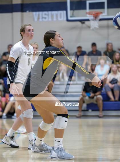 Thumbnail 2 in Temecula Valley @ Linfield Christian photogallery.