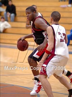 Thumbnail 1 in Bella Vista vs Laguna Creek (Rocklin Holiday Tournament) photogallery.