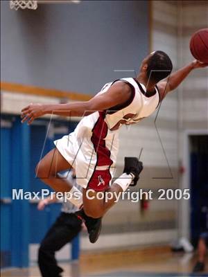 Thumbnail 3 in Bella Vista vs Laguna Creek (Rocklin Holiday Tournament) photogallery.