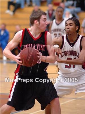 Thumbnail 3 in Bella Vista vs Laguna Creek (Rocklin Holiday Tournament) photogallery.
